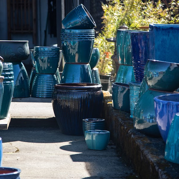 Ceramic Pots/Planters/Urns - DNU
